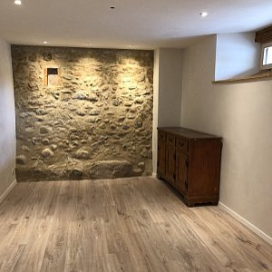 Bollenstein Mauer mit Kalkmörtel