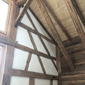 Holzriegel mit Lehmputz